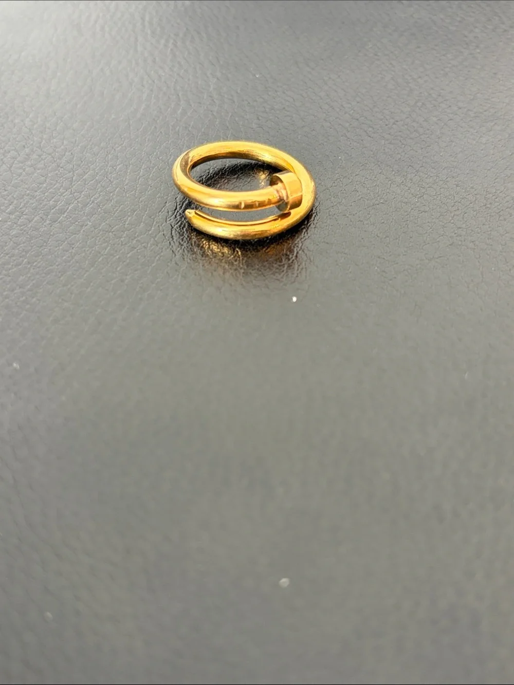 N/A elegant gold