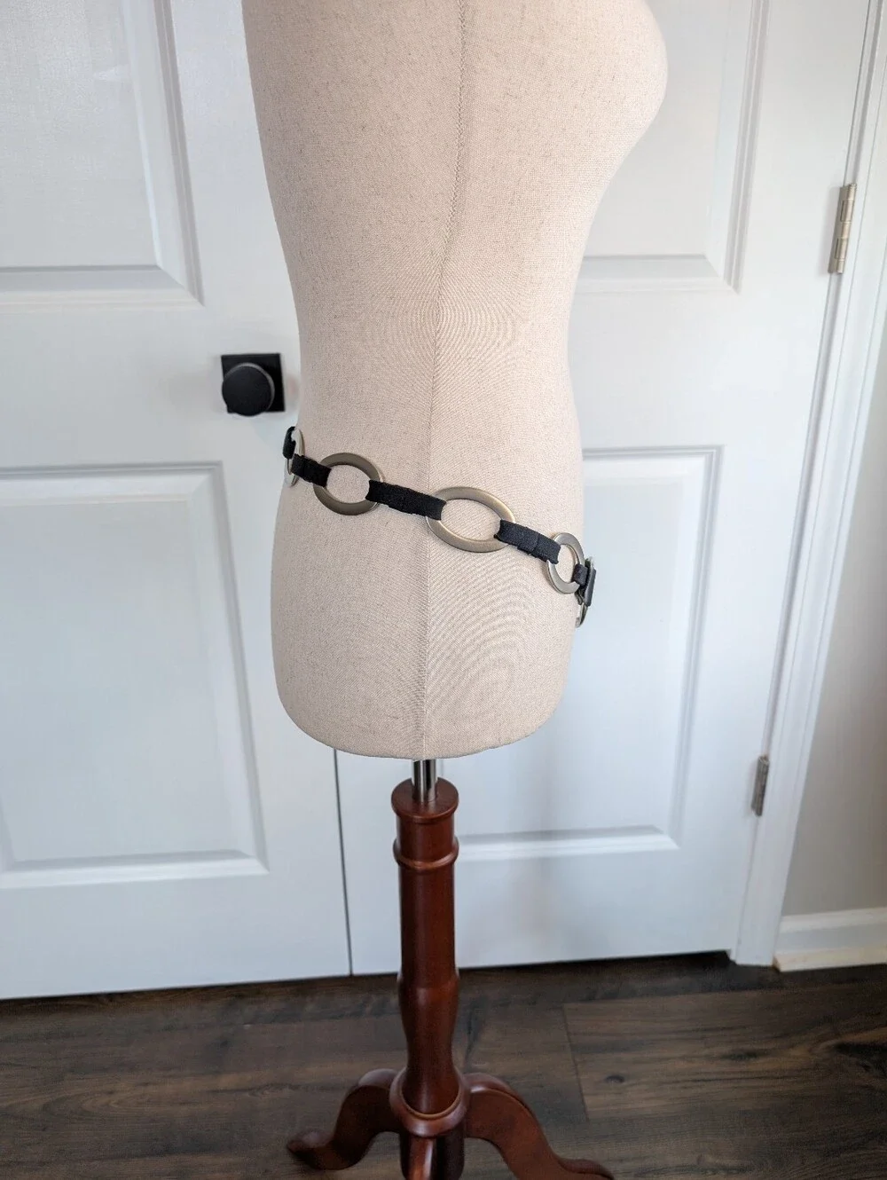 Suzi Roher Black Leather Waist Belt with Silver Oval Links Size Medium