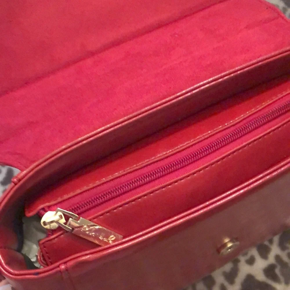 Pink Haley Red Faux Leather Satchel Bag Purse Crossbody Black Heart