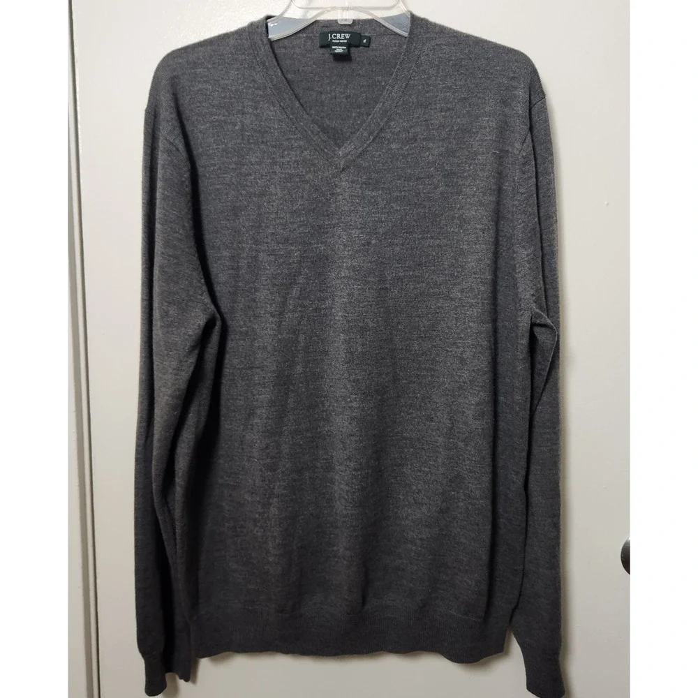 J. Crew Men's Italian Merino Wool Gray V-Neck Lightweight Pullover Sweater‎ XL