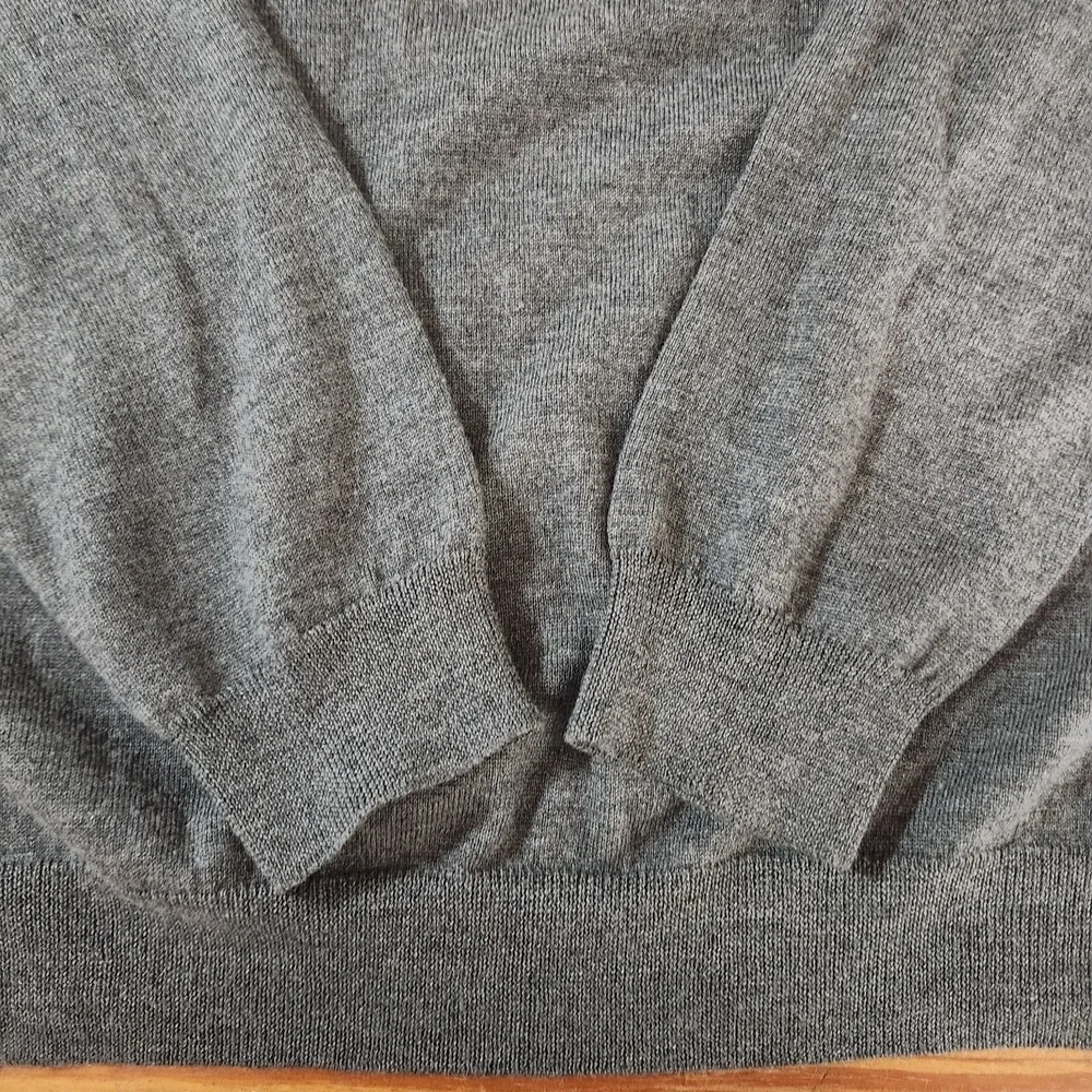 J. Crew excellent please