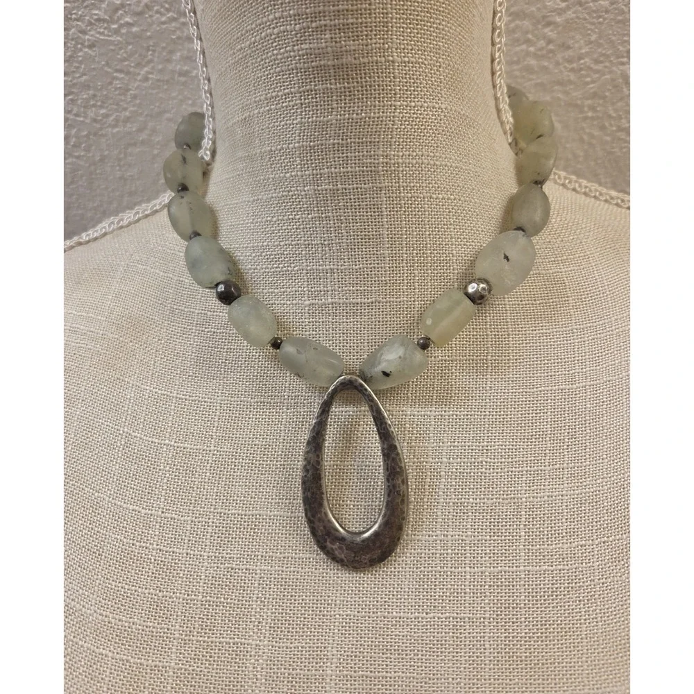 Retired Silpada‎ Sterling Silver Green Prehnite Teardrop Pendant Necklace 16-18