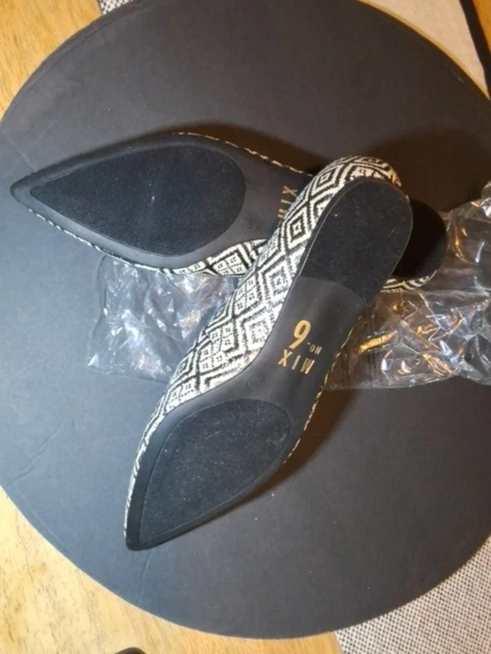 Mix No. 6 Black & White Geometric Pointed Flats