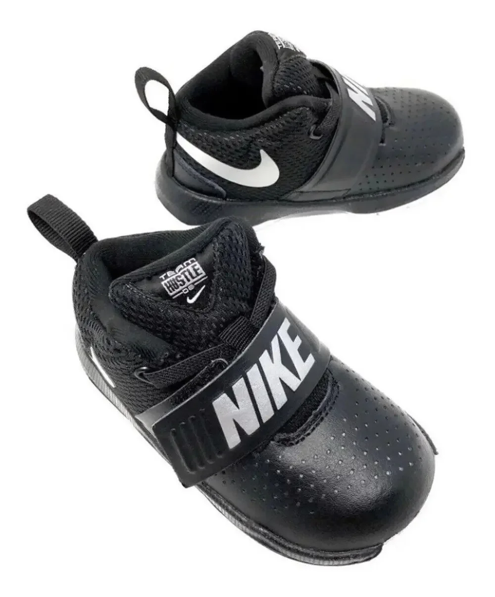 Nike Team Hustle D8 Toddler Shoes Size 7C Boys Girls NO BOX Black Silver