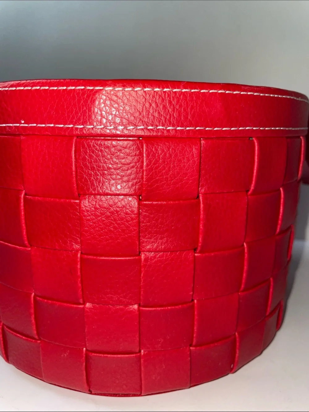 Source Unknown stylish red