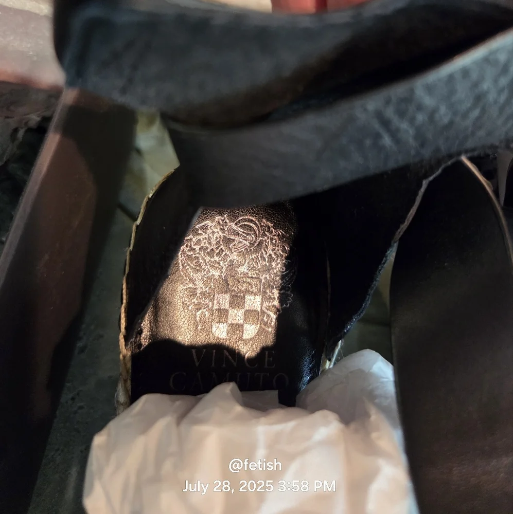 Vince Camuto espadrille style