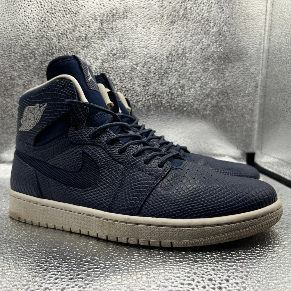 Size 9 Jordan 1 Nouveau Midnight Navy Mens Blue Good Snakeskin 819176-407