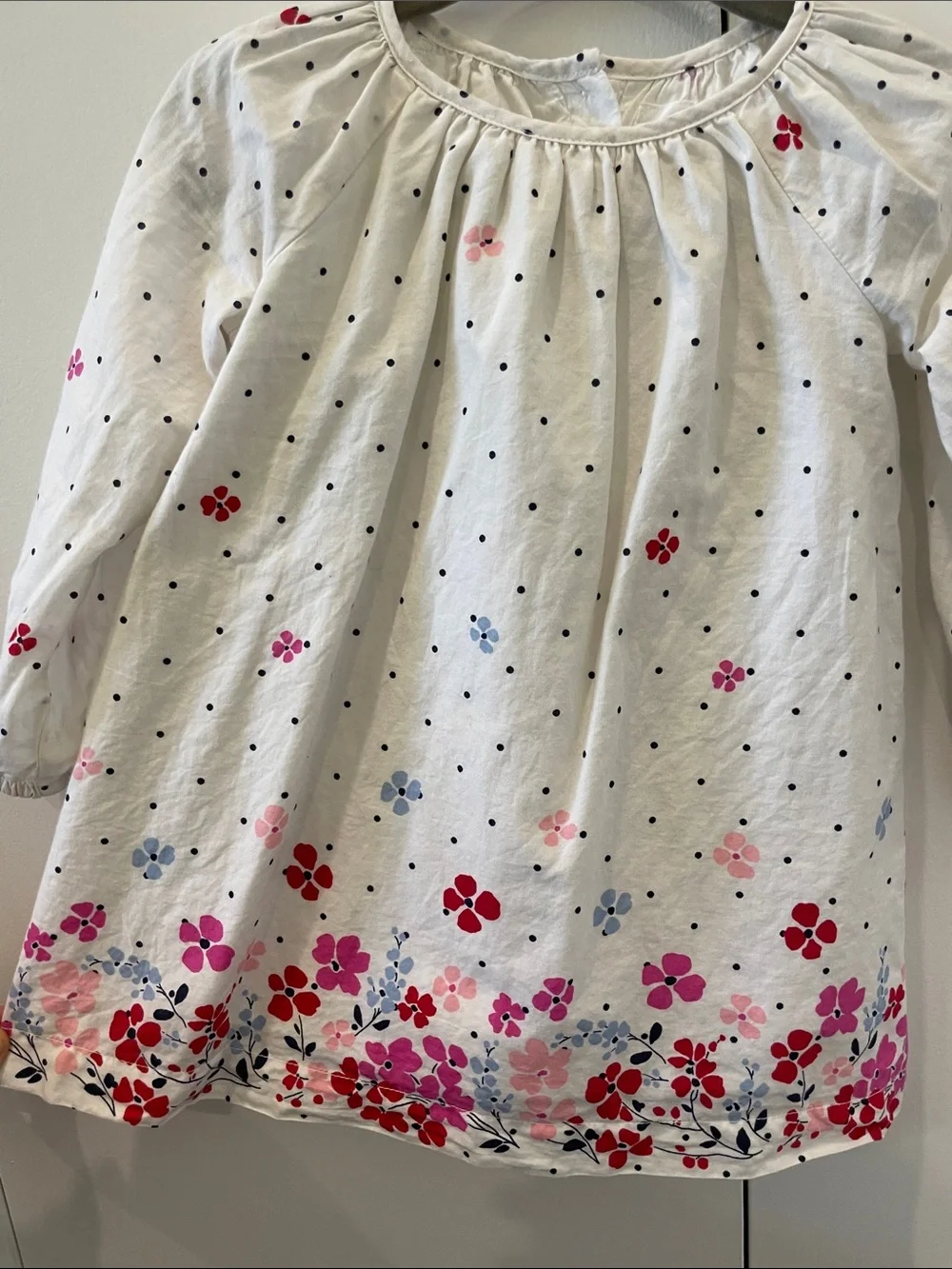 GAP soft white