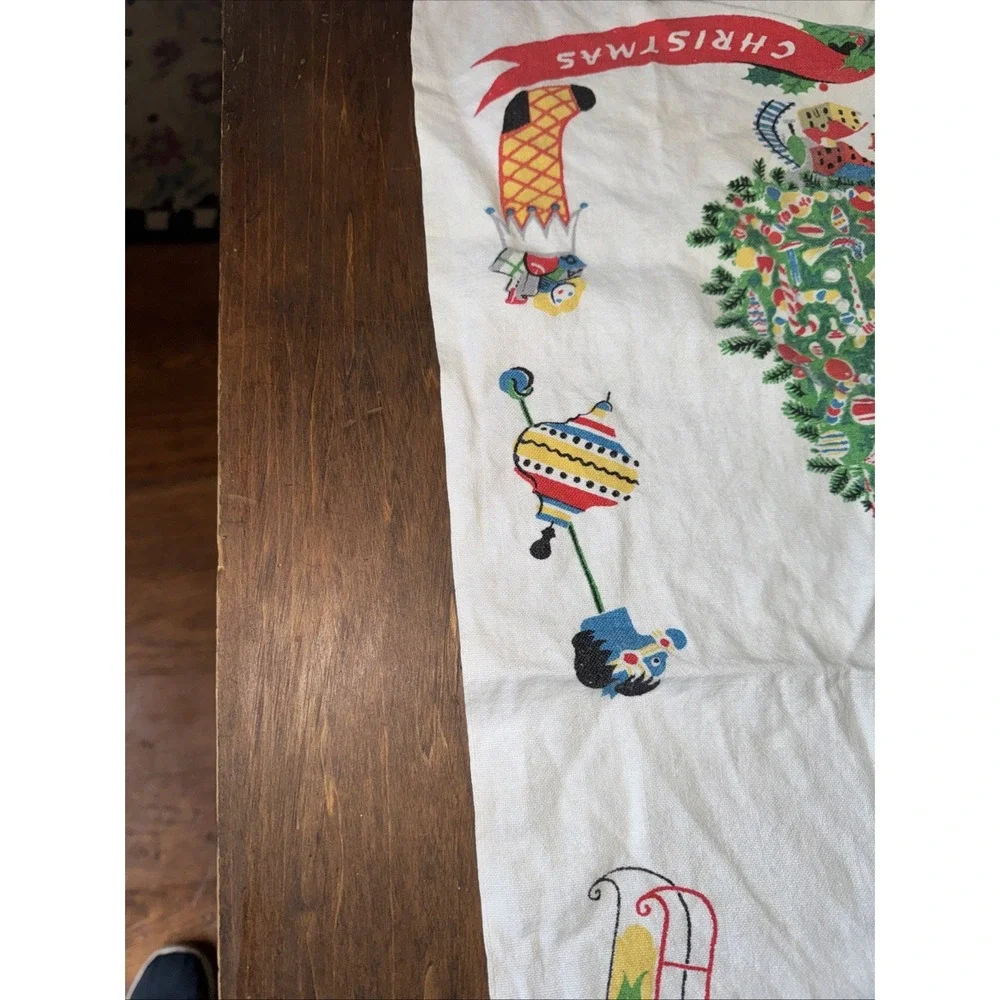 Christmas Tree Linen Tea Towel Train Toys Kitchen Green Red Vintage 1953 Smith