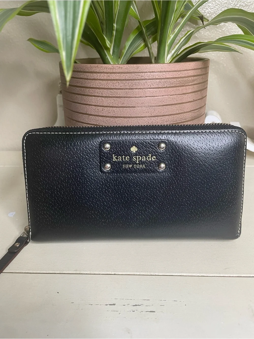 kate spade color black