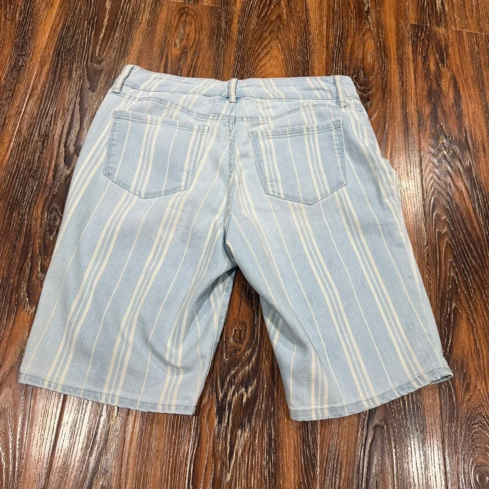Vintage America light wash