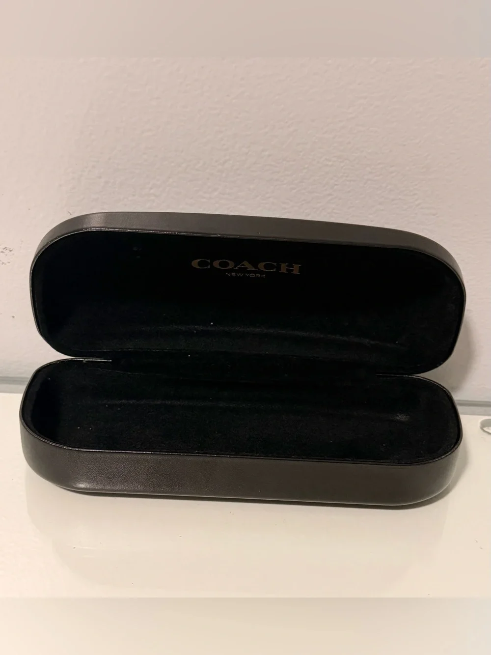 Coach sleek sunglass
