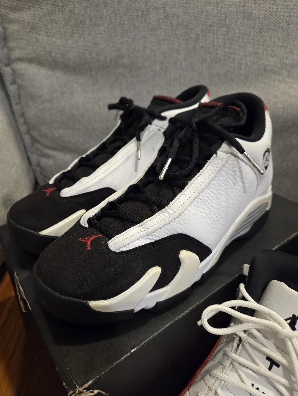 Jordan pairs pre
