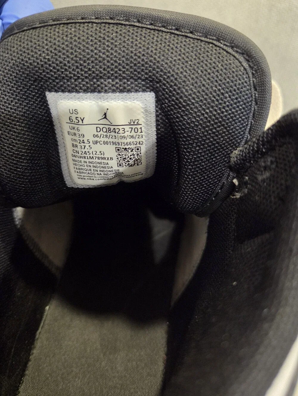 Jordan pairs pre