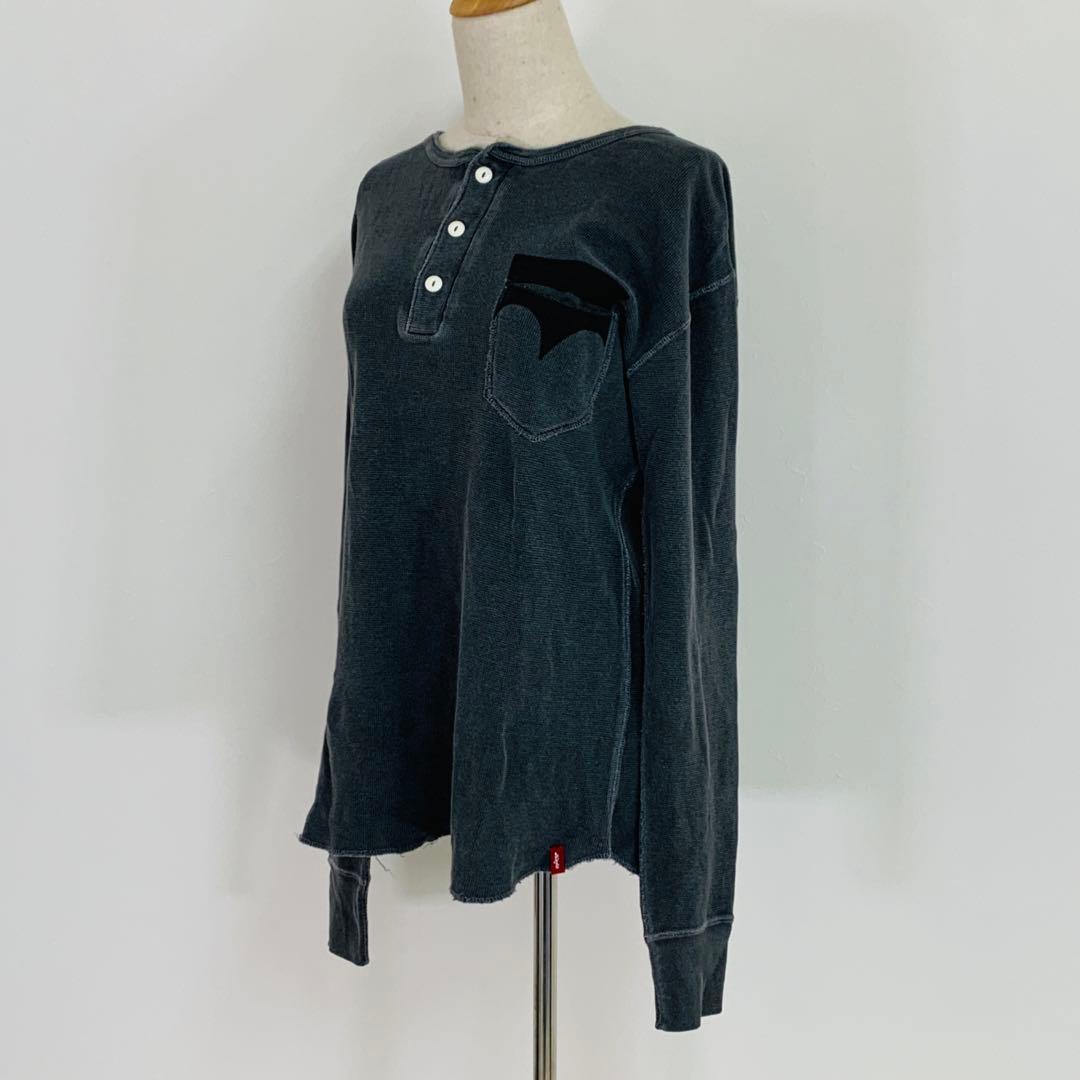 Levis

 / 

Size : L <div class=gnlqyh