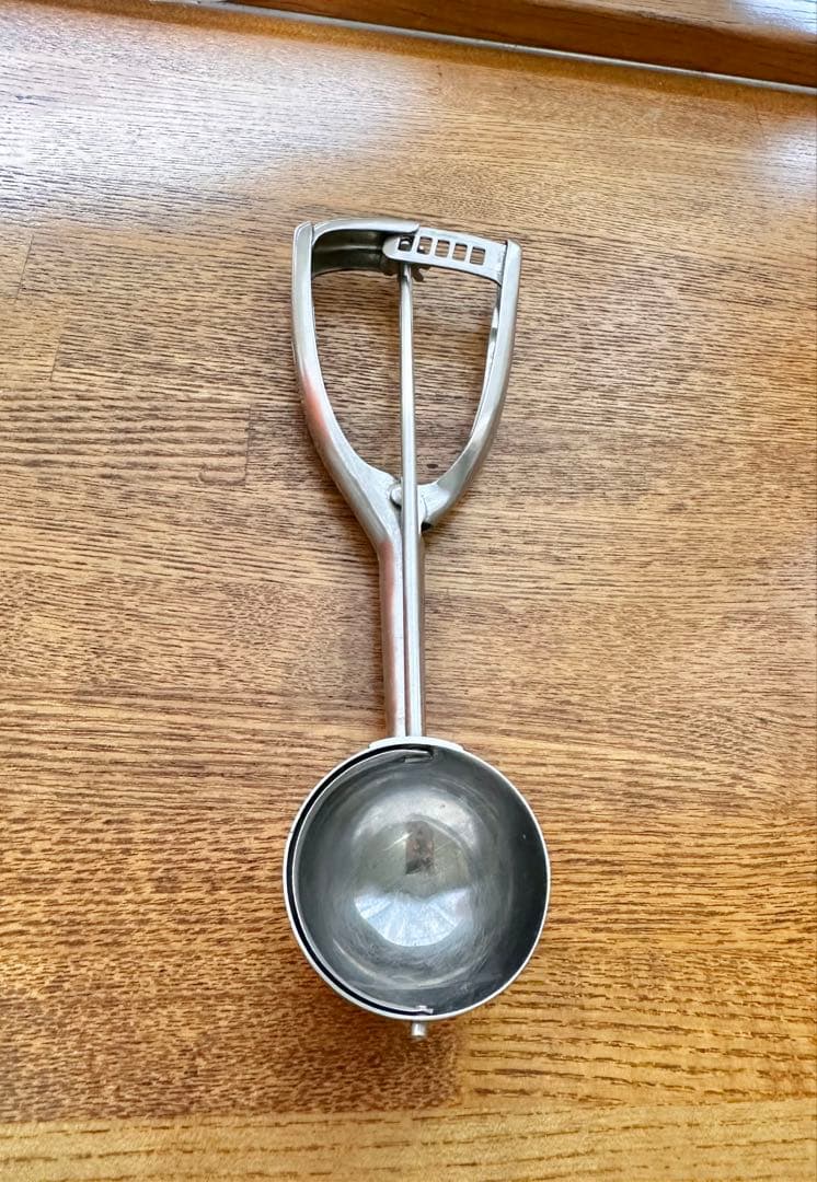 YUKIWA Ice Cream Scoop #8 Stainless Steel