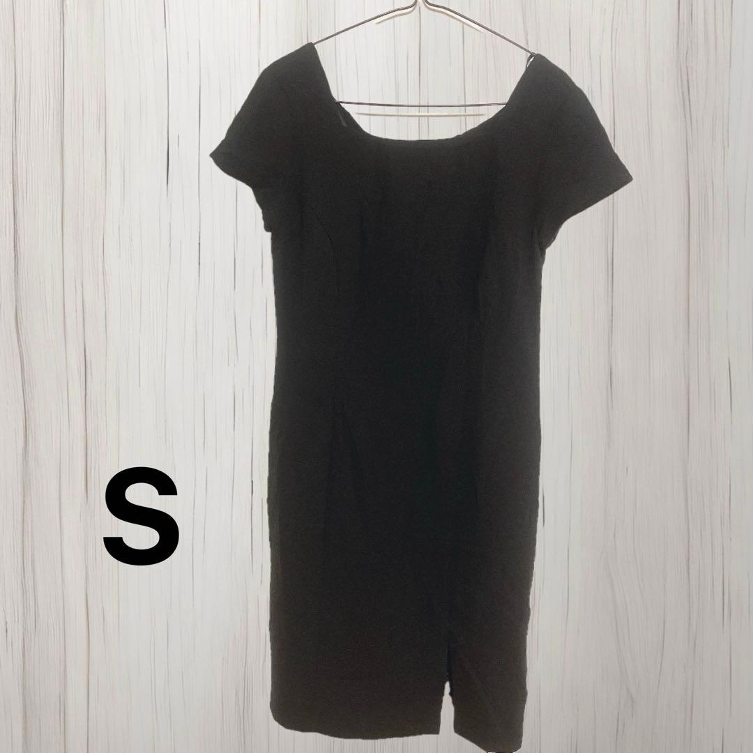Black Knee-Length Dress, Short Sleeves, Slit Detail [S]