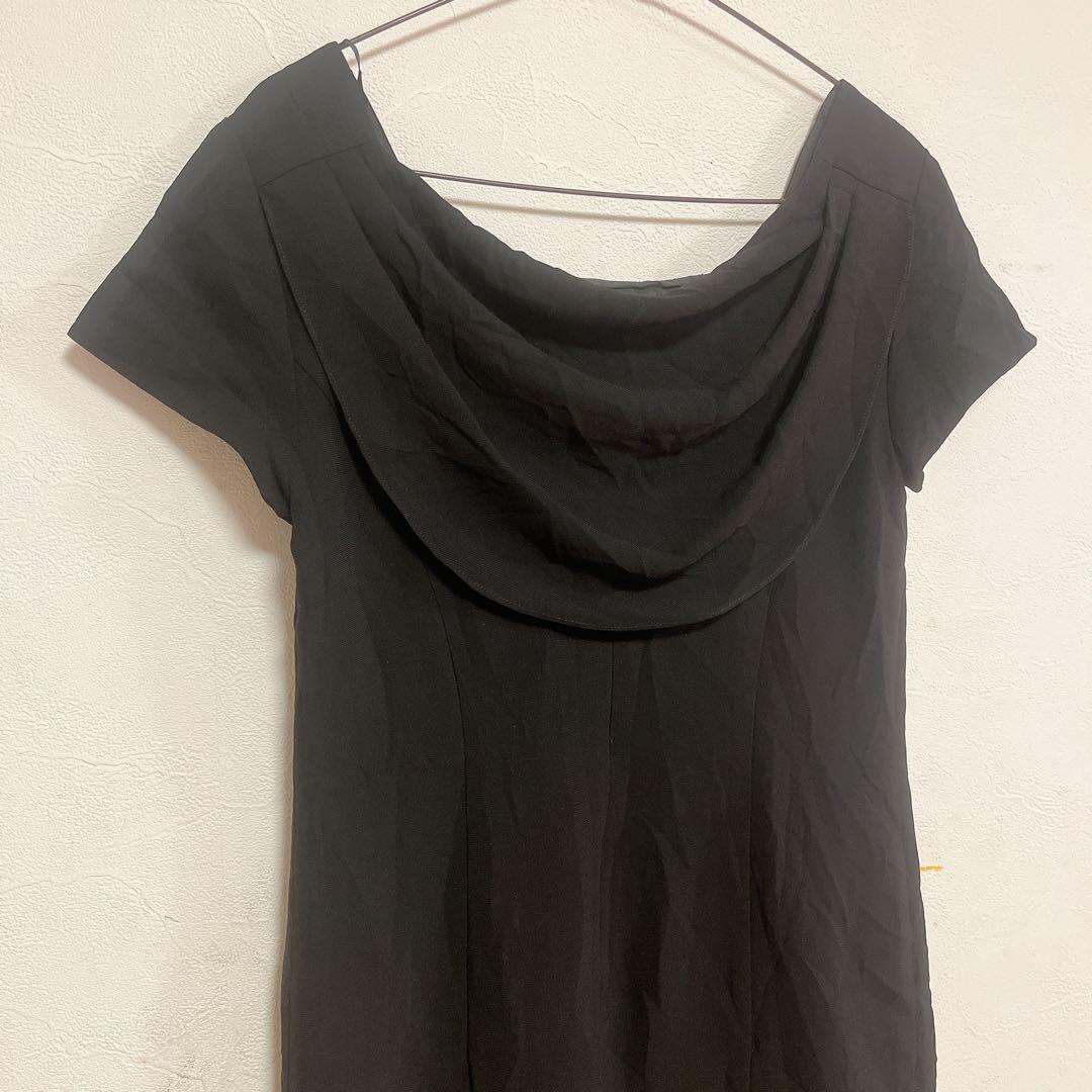 simple black