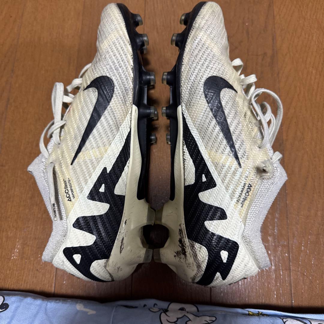 lightweight nike