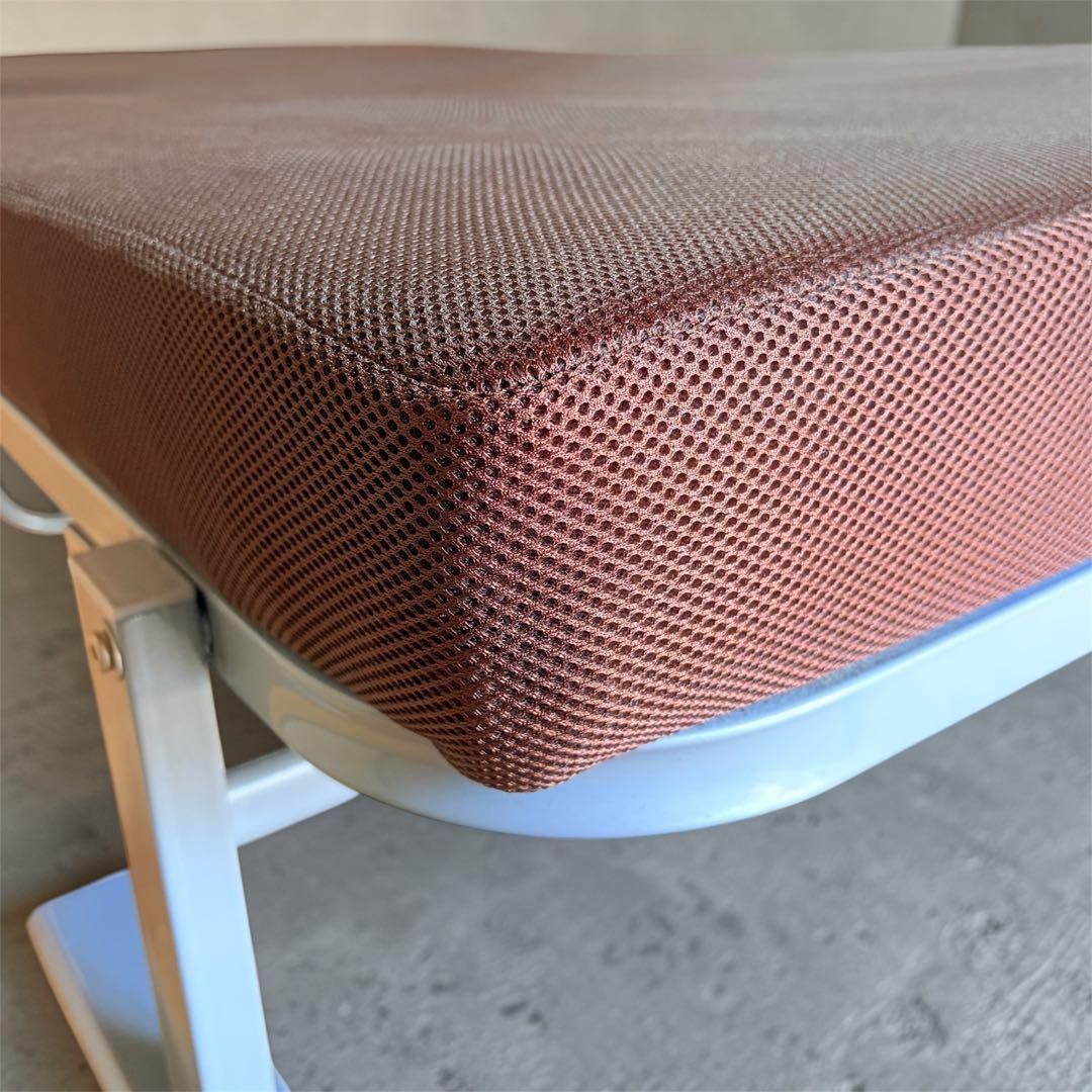 folding bed