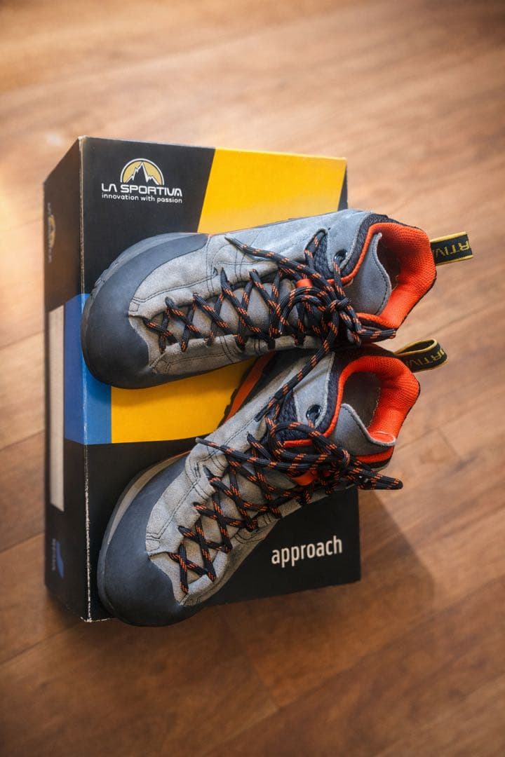 【For Iroha Only】LA SPORTIVA Boulder X Mid GTX 38