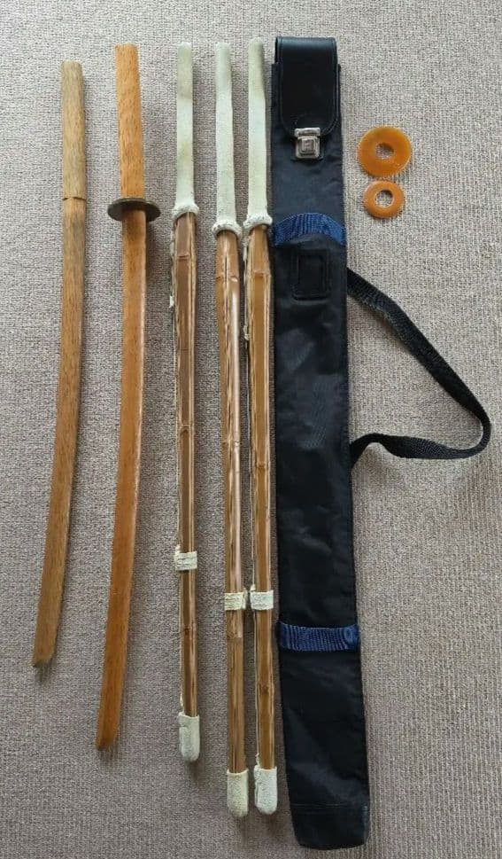 Kendo Shinai 3-piece set, Bokuto 2-piece set, with Tsuba and Shinai bag