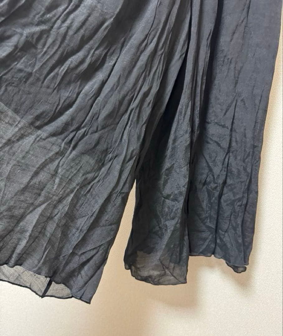color black<br>pattern